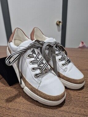 Like New! Ara Renata High Soft Leather Sneakers